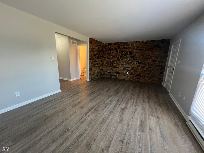 Foto del edificio - 3357 Ashley Ln