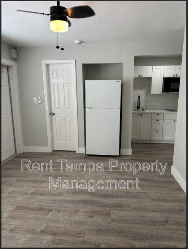 Foto del edificio - 680 22nd Ave S