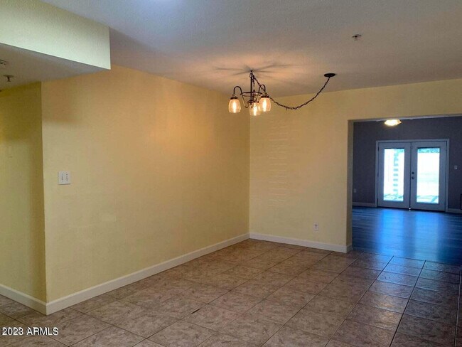 Foto del edificio - 557 S Sunwood Cir