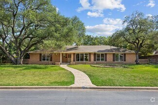 Building Photo - 5834 Melshire Dr