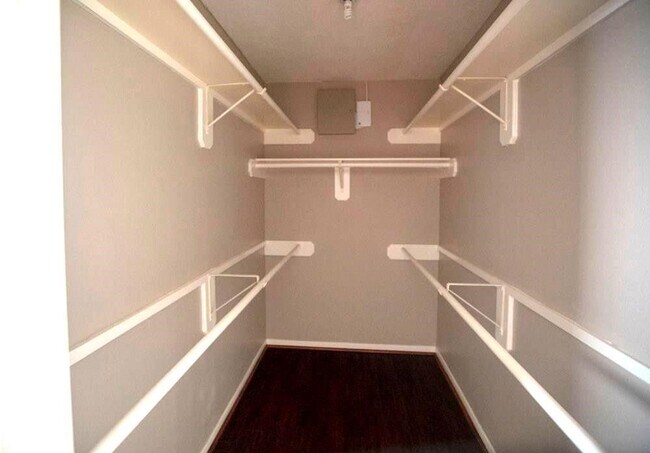Foto del edificio - 146 Skycrest Dr