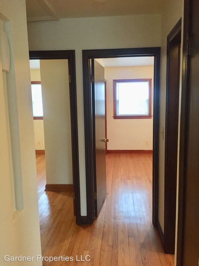 Foto del edificio - 5843 N 74th St