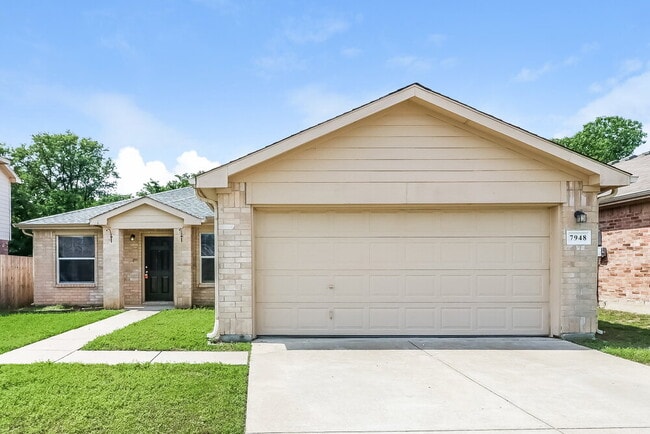 Building Photo - 7948 Meadow View Tr
