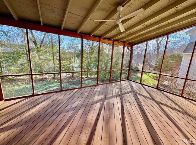 Building Photo - 3758 S Bainbridge Dr
