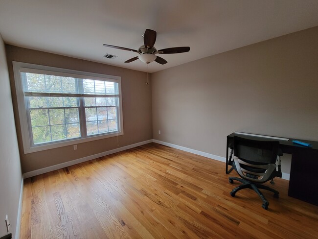 Bedroom#3 - 21 Spencer Pl
