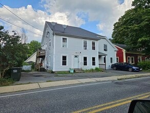 Building Photo - 4112-4116-4116 High St
