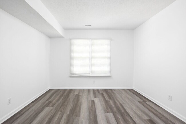 Foto del edificio - 1403 Broadway St