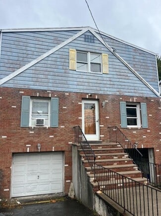 Building Photo - 442 Joralemon St