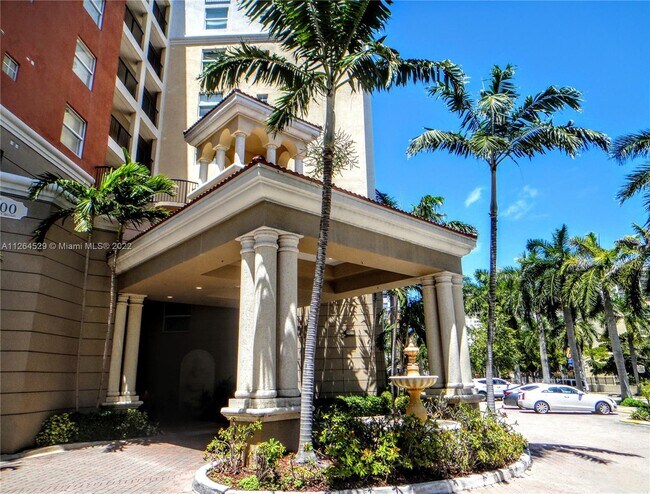 Building Photo - 17100 N Bay Rd