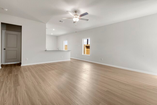 Building Photo - 11702 Texas Spg Dr