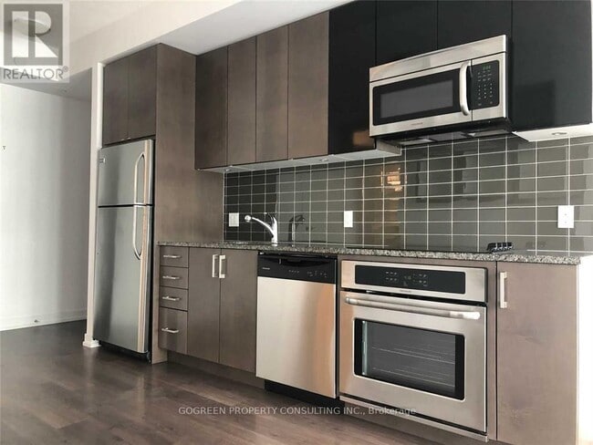Building Photo - 89 Dunfield Ave