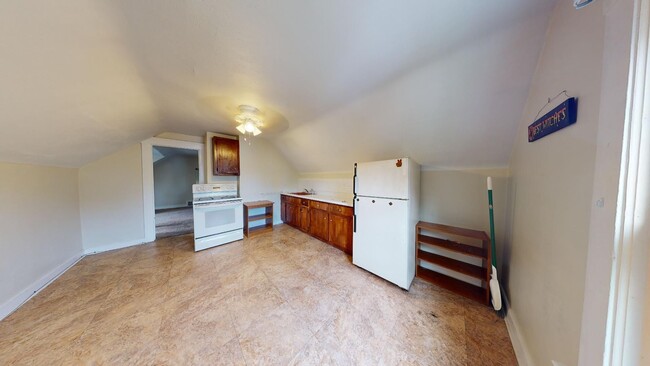 Building Photo - 1285 Cranford Ave