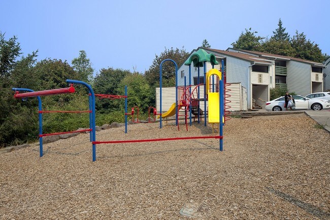 Área de juegos - Welcome Home to Stone Creek Apartments at Oregon City!