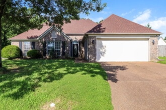 Building Photo - 50 Willow Crest Cove