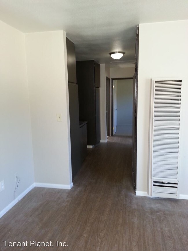 Foto del edificio - 1723 E 8th St