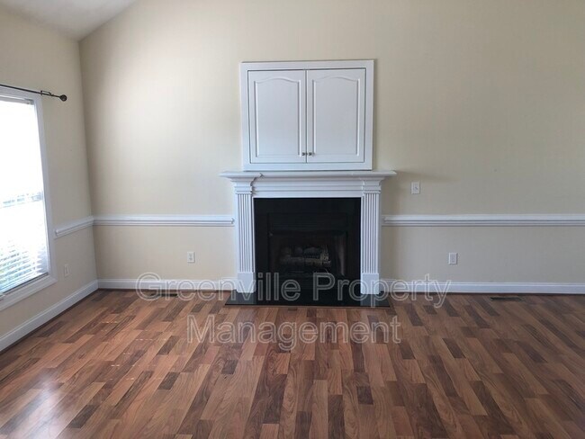Building Photo - 791 Ray Crawford Dr