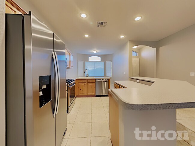 Foto del edificio - 117 S 125th Ave