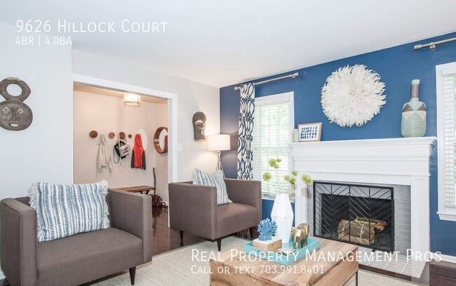 Building Photo - Rarely available 4 bed townhome 2500+squar...