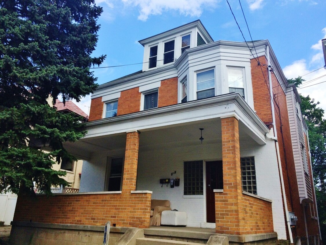 Primary Photo - Highland Park - Apartments For Rent In Pit...