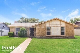 Building Photo - 2110 Richbrook Dr