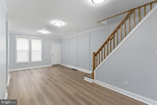 Foto del edificio - 2114 E Birch St