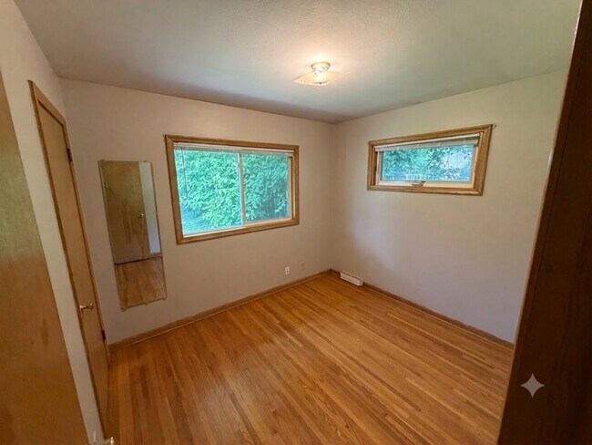 Foto del edificio - 5612 Minnetonka Blvd