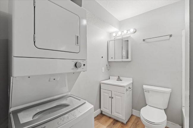 Foto del edificio - 818 Charlotte St