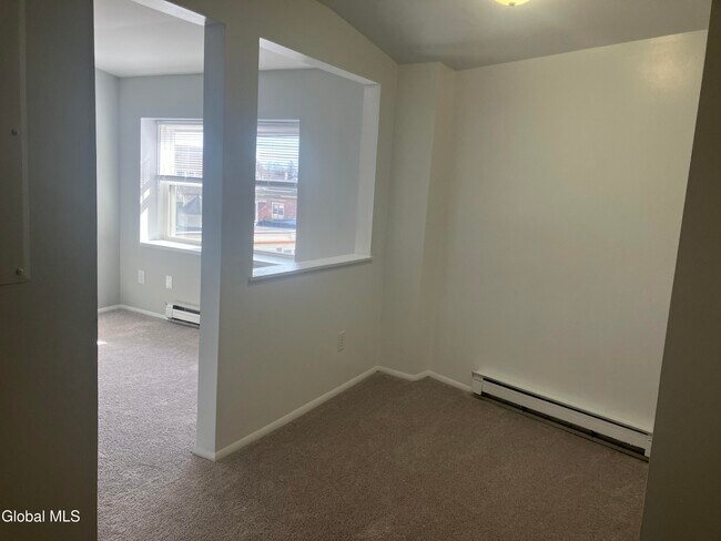 Foto del edificio - 82 Circular St