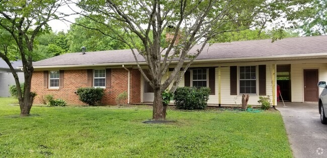 Building Photo - 906 Woodall Ln NW