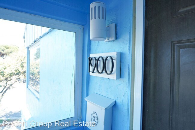 Building Photo - 1 br, 1 bath House - 1900 Placer St