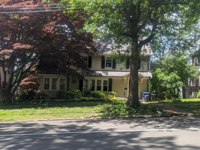 Foto del edificio - 1634 Ella T Grasso Blvd