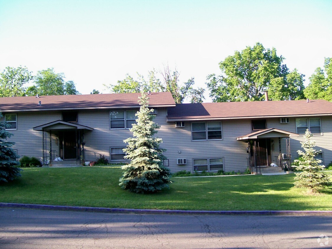 236 Madison St, Anoka, MN 55303 Apartments in Anoka, MN