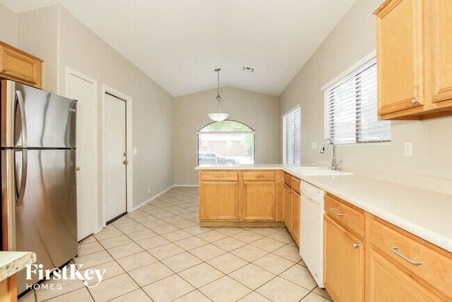 Foto del edificio - 8636 W Kathleen Rd