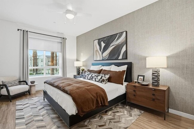 Building Photo - 6040 Radiant Ct