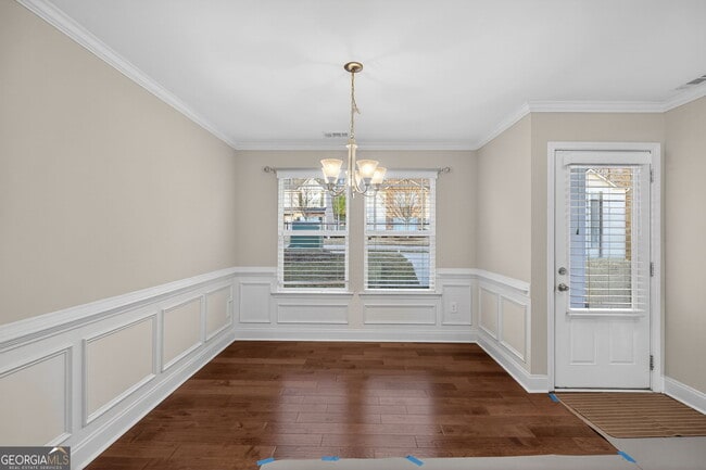 Building Photo - 5845 Garden Cir