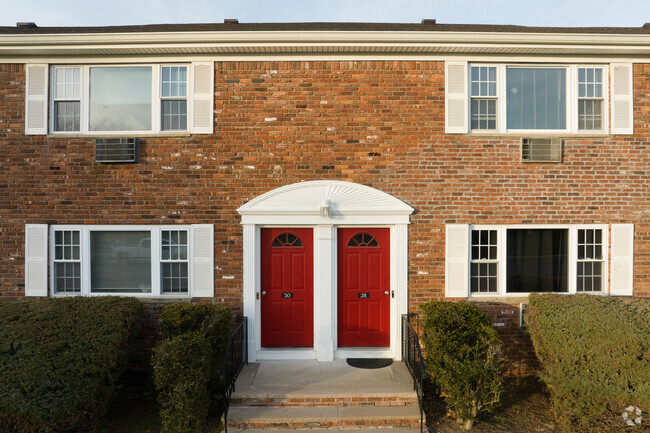 Entrance - Manchester Village