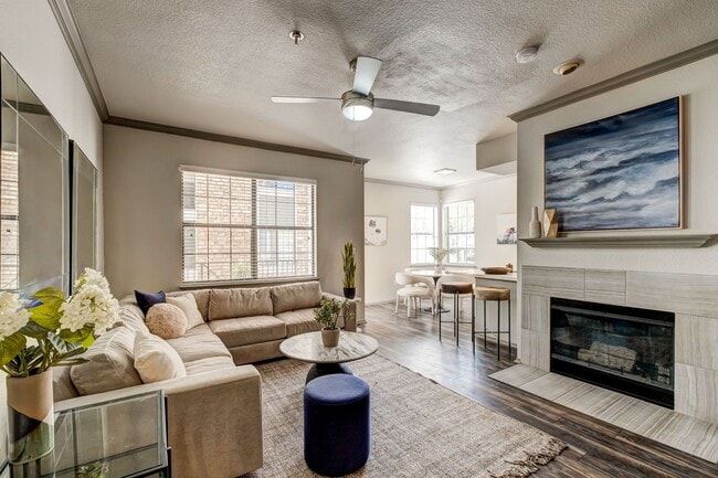 Building Photo - Retreat Westminster Center