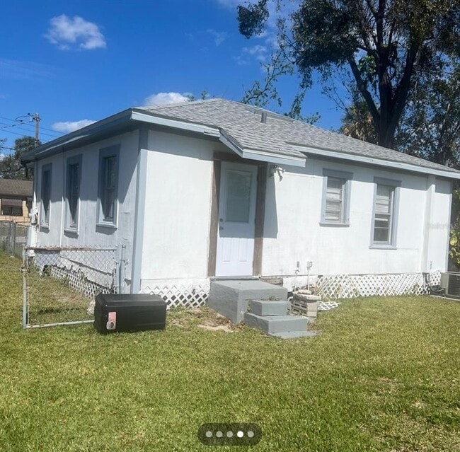 Building Photo - 2013 Oceanview Pl