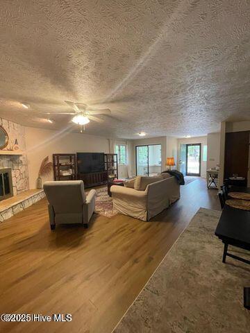 Building Photo - 105 Longleaf Rd