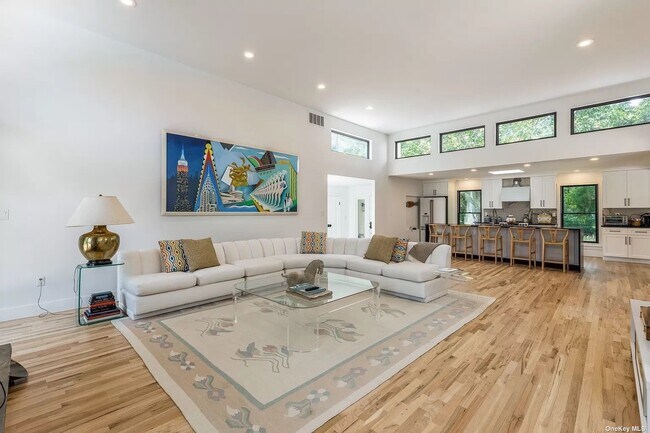 Foto del edificio - 10 Woodland Ct