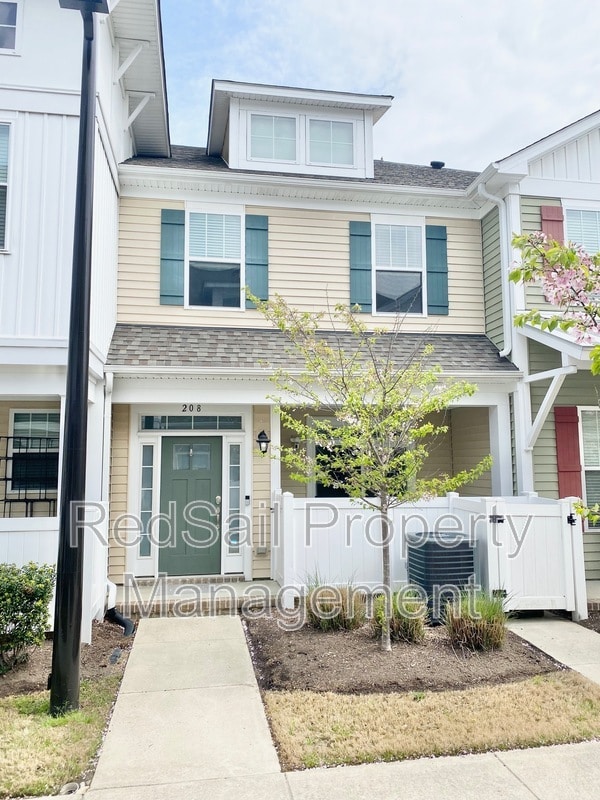 Building Photo - 208 Fishers Ct
