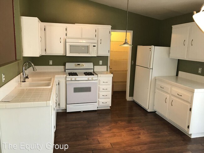 Foto del edificio - 3 br, 2 bath House - 2108 N Woodland St