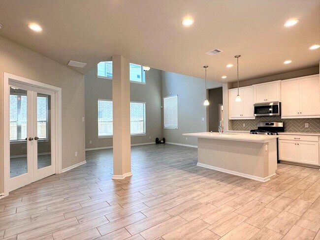 Foto del edificio - 7015 House Wren Ct