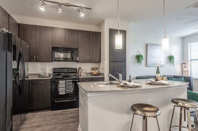 Beautiful view of Luxury Apartment Rentals With High Ceiling Design