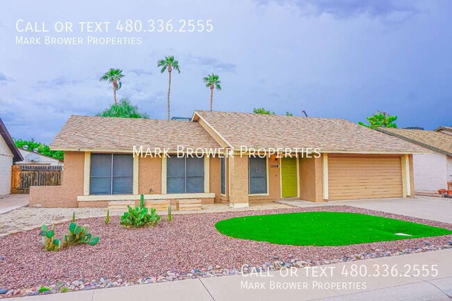 Building Photo - 1349 W Gila Ln