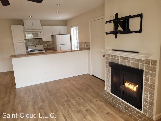 Building Photo - 1 br, 1 bath House - 2839-B S Fairview St