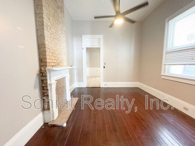 Building Photo - 340 Elmira Ave