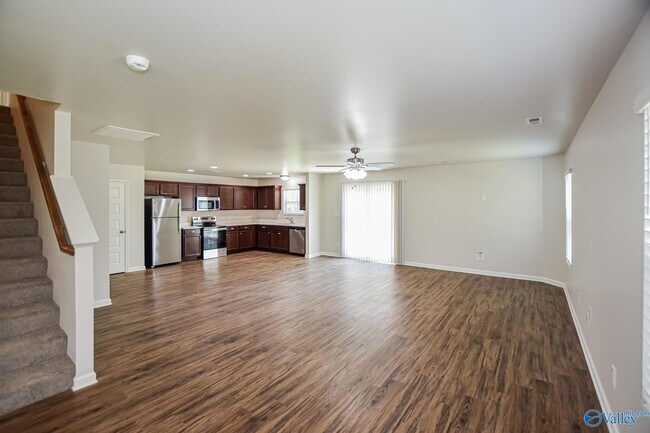 Foto del edificio - 138 Winstead Cir