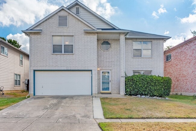 SPACIOUS 3-BEDROOM HOME IN TARA WEST - SPACIOUS 3-BEDROOM HOME IN TARA WEST
