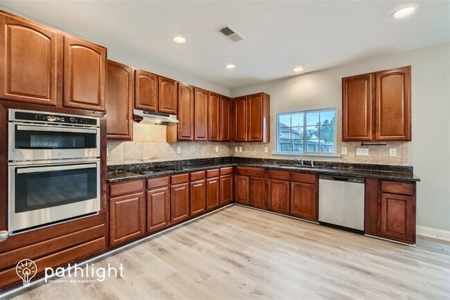 Building Photo - 7512 Kuck Road, Mint Hill, NC, 28227